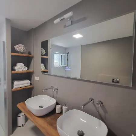 Apartment Modern Tara With Parking Malinska
