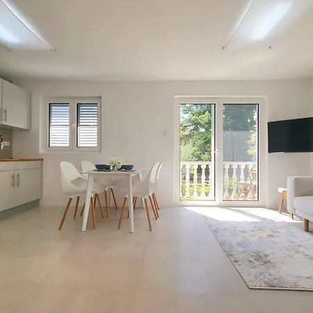 Apartman Modern Tara With Parking
